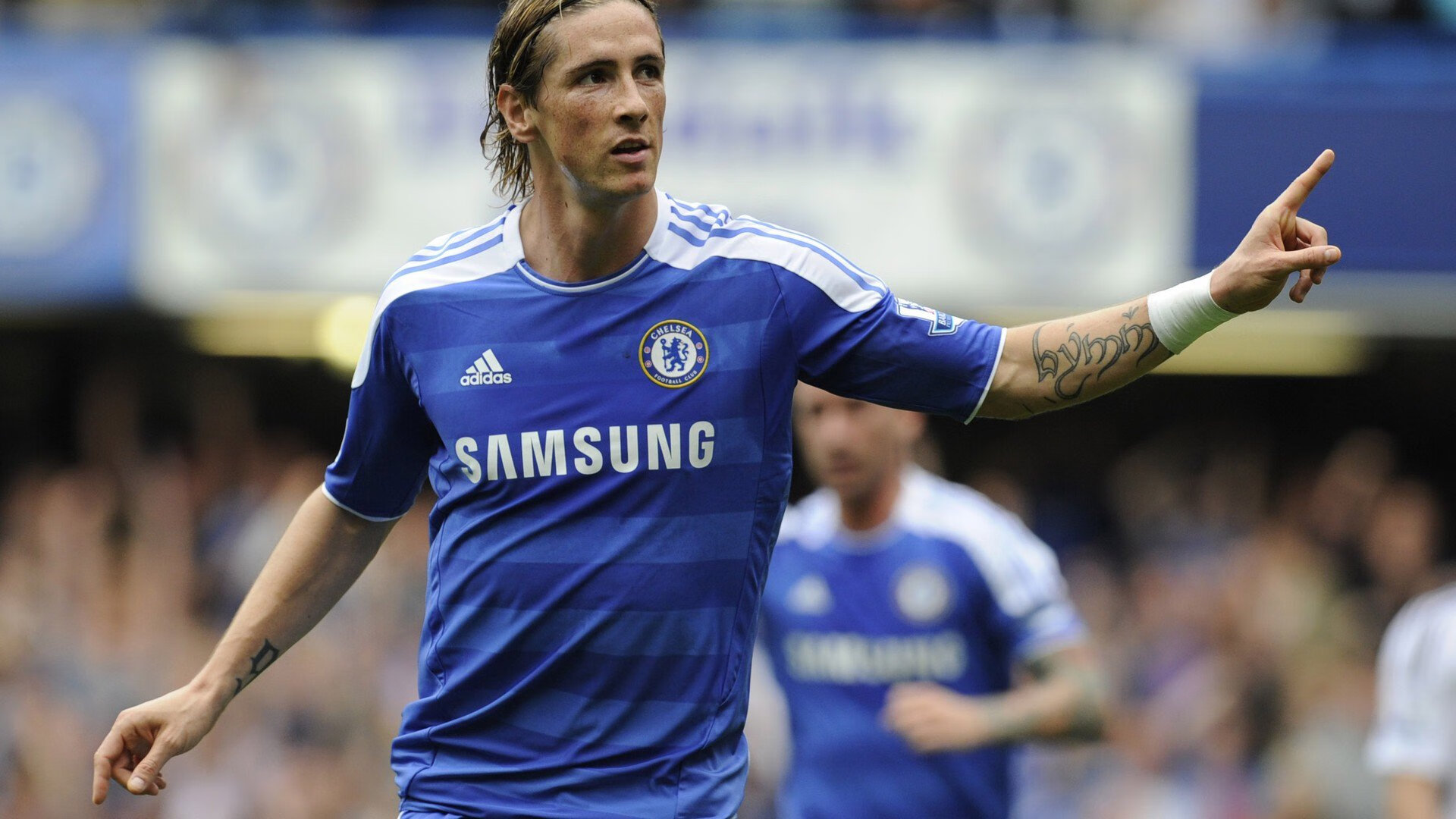 开云官网-巴萨前锋破解对手防线，领先其他射手一步，巴萨历史的传奇前锋