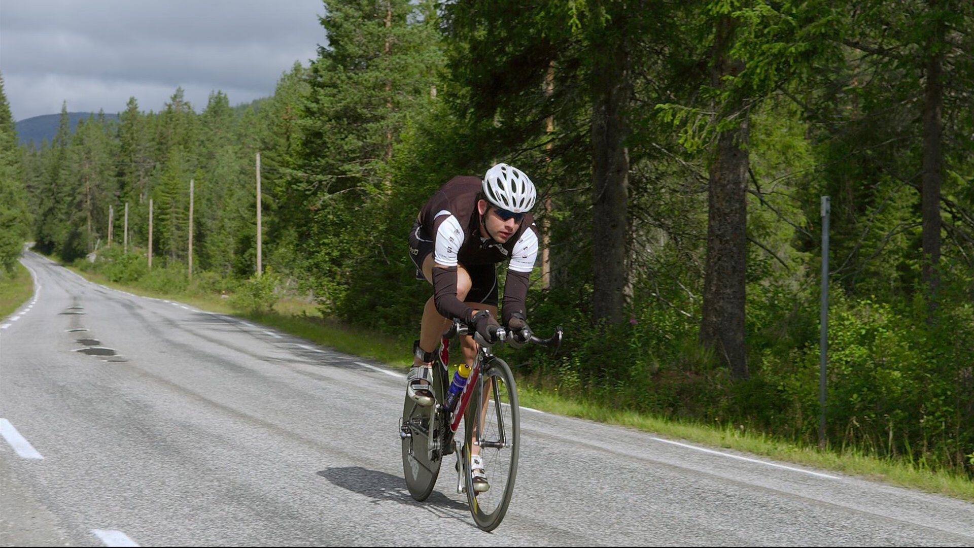 Kysports-欧国联决赛前瞻，球队备战齐心协力